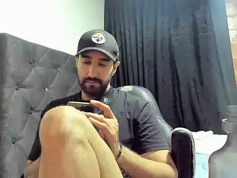 coolfriki online show from October 2025 05:39:02 AM