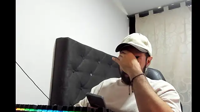 coolfriki online show from March 2026 09:43:02 PM