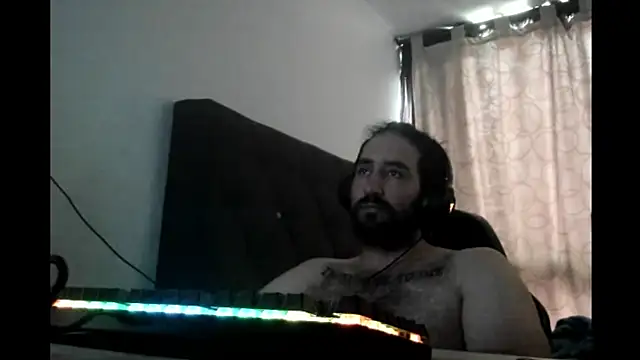 coolfriki online show from April 2026 07:09:02 PM