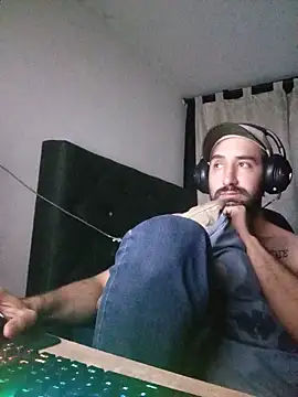 coolfriki online show from May 2026 01:01:02 AM