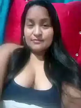 lucia00xx online show from November 2025 10:52:01 PM