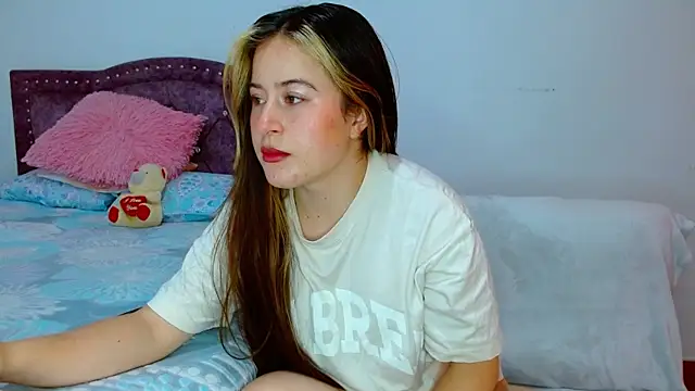 Snapshot of Hanssel_tess chatting on October 2025 02:51:02 PM Hanssel tess online show from October 2025 02:51:02 PM