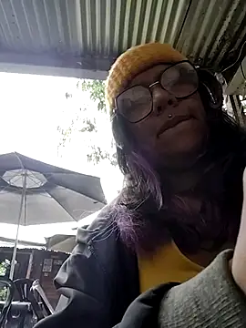 Abby 2-1 online show from November 2025 09:36:02 PM