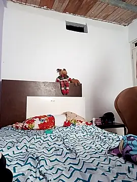 Snapshot of Mau-sophy chatting on November 2025 03:23:02 PM Mau-sophy online show from November 2025 03:23:02 PM