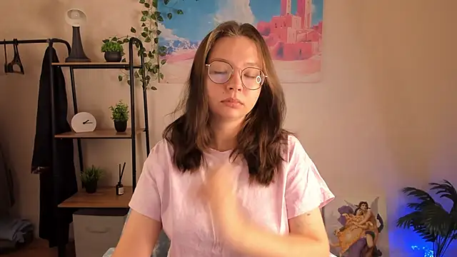 Snapshot of Nuura_Moore chatting on October 2025 12:47:01 AM Nuura Moore online show from October 2025 12:47:01 AM