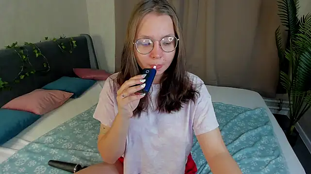 Snapshot of Nuura_Moore chatting on November 2025 01:29:01 AM Nuura Moore online show from November 2025 01:29:01 AM