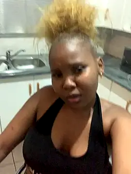 Snapshot of Scarlettxx21 chatting on November 2025 09:47:02 PM Scarlettxx21 online show from November 2025 09:47:02 PM