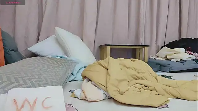 Snapshot of Taobaby168 chatting on November 2025 07:51:01 AM Taobaby168 online show from November 2025 07:51:01 AM