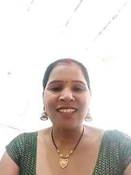 Snapshot of Nm_sanjna chatting on December 2025 04:55:01 AM Nm sanjna online show from December 2025 04:55:01 AM