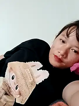 Snapshot of TrangNemo chatting on October 2025 11:41:02 AM TrangNemo online show from October 2025 11:41:02 AM