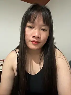 Snapshot of TrangNemo chatting on December 2025 07:35:01 AM TrangNemo online show from December 2025 07:35:01 AM