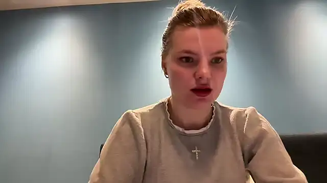 Olyresa online show from February 2026 04:49:02 AM