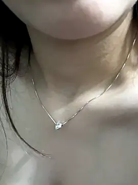 Snapshot of Beyeuuu chatting on November 2025 03:01:02 AM Beyeuuu online show from November 2025 03:01:02 AM