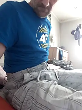 Snapshot of Remello1 chatting on February 2026 12:16:01 PM Remello1 online show from February 2026 12:16:01 PM