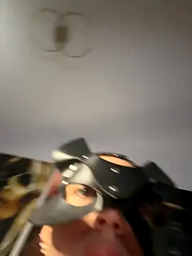 Teengirlmiaa online show from December 2025 10:38:02 PM