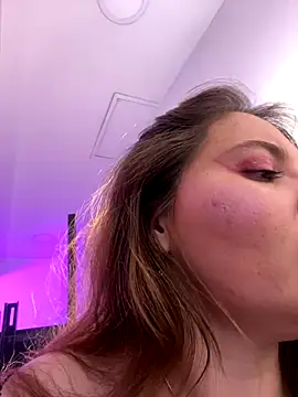 Snapshot of kattee_adams chatting on December 2025 01:16:02 PM kattee adams online show from December 2025 01:16:02 PM