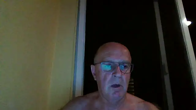 rudy-kralik online show from December 2025 11:45:01 PM