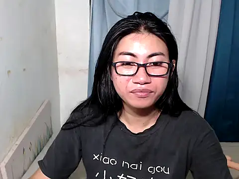 Snapshot of Tsirish_blairxx chatting on October 2025 03:44:02 PM Tsirish blairxx online show from October 2025 03:44:02 PM