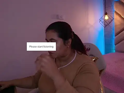 Addyy 02 online show from October 2025 11:33:02 AM