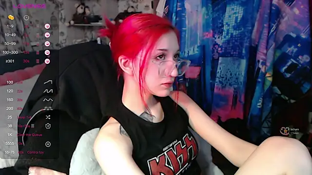 Snapshot of Dreamy_Red_Girl chatting on October 2025 05:43:01 PM Dreamy Red Girl online show from October 2025 05:43:01 PM