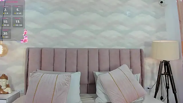 Snapshot of Katya_blonde chatting on October 2025 12:16:02 PM Katya blonde online show from October 2025 12:16:02 PM