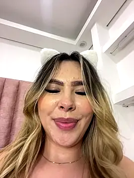 Snapshot of Katya_blonde chatting on December 2025 06:51:01 AM Katya blonde online show from December 2025 06:51:01 AM