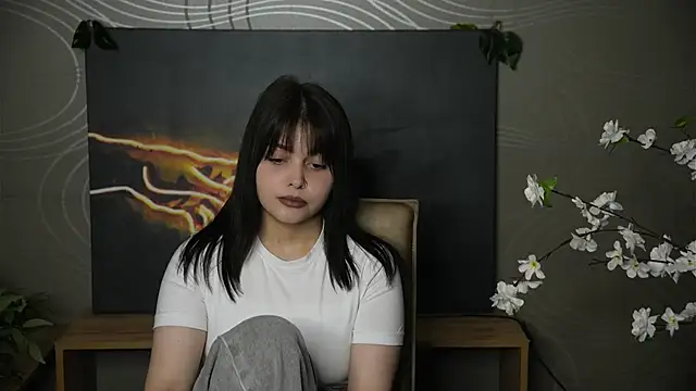 Snapshot of KarisaArietta chatting on October 2025 06:34:02 AM KarisaArietta online show from October 2025 06:34:02 AM