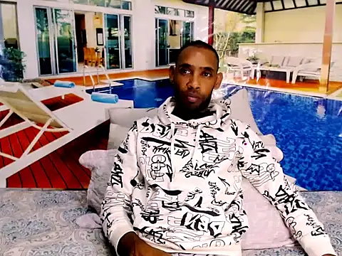 Snapshot of IndianMagicMike chatting on December 2025 05:17:02 AM IndianMagicMike online show from December 2025 05:17:02 AM