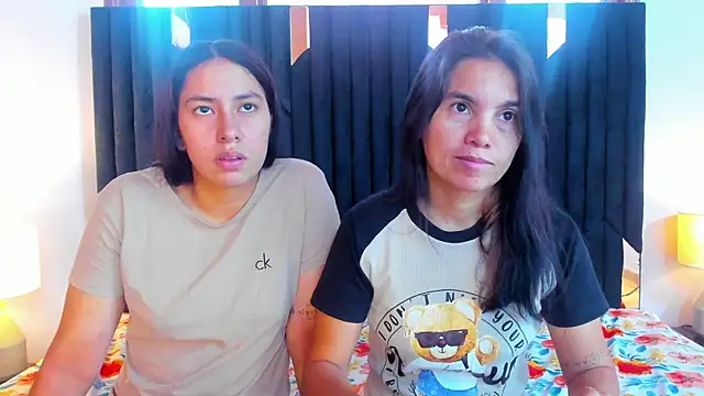 Snapshot of Sofy_and_Mia chatting on October 2025 12:46:01 PM Sofy and Mia online show from October 2025 12:46:01 PM