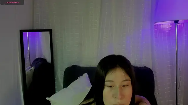 Snapshot of TamaraKarter chatting on October 2025 12:05:02 PM TamaraKarter online show from October 2025 12:05:02 PM