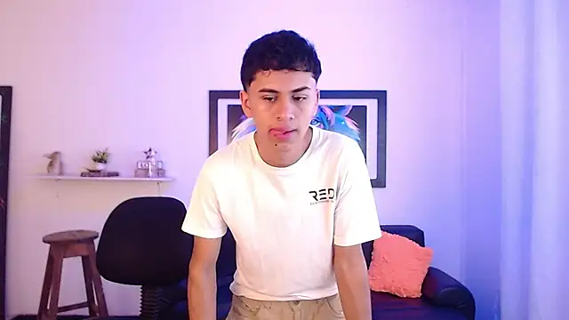 Snapshot of Alancum7 chatting on October 2025 12:50:01 PM Alancum7 online show from October 2025 12:50:01 PM