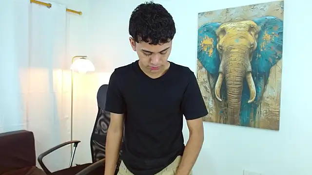 Snapshot of Alancum7 chatting on October 2025 12:52:02 PM Alancum7 online show from October 2025 12:52:02 PM