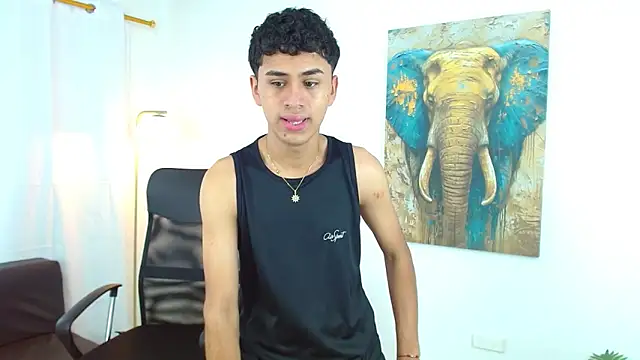 Snapshot of Alancum7 chatting on October 2025 01:02:02 PM Alancum7 online show from October 2025 01:02:02 PM