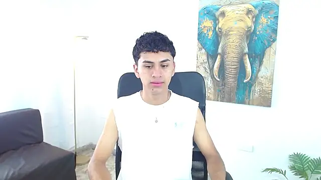 Snapshot of Alancum7 chatting on November 2025 01:02:01 PM Alancum7 online show from November 2025 01:02:01 PM