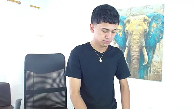 Snapshot of Alancum7 chatting on November 2025 01:23:01 PM Alancum7 online show from November 2025 01:23:01 PM