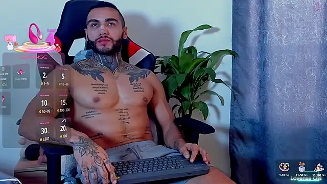 Snapshot of Danny_Willson chatting on May 2026 02:48:01 PM Danny Willson online show from May 2026 02:48:01 PM