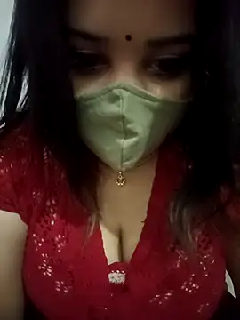 Snapshot of Beauty_Queen_Soniya chatting on November 2025 05:15:02 PM Beauty Queen Soniya online show from November 2025 05:15:02 PM