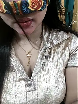 Beauty Queen Soniya online show from April 2026 03:21:01 PM