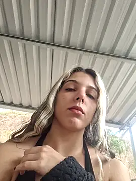 Snapshot of lizzieblack chatting on October 2025 05:02:02 PM lizzieblack online show from October 2025 05:02:02 PM