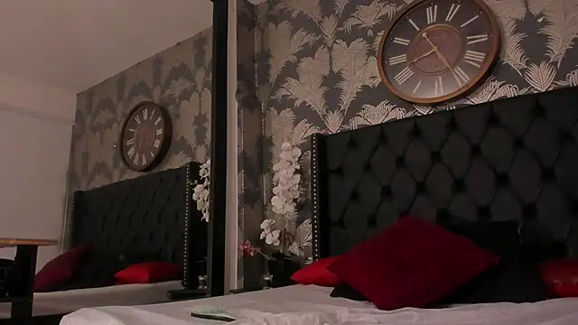 Snapshot of Valeria_Collin chatting on December 2025 02:34:01 PM Valeria Collin online show from December 2025 02:34:01 PM