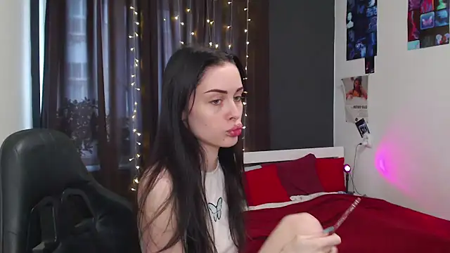 ariel is on vacation online show from November 2025 10:15:01 AM