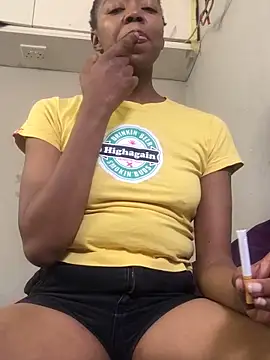 Snapshot of Venusasss chatting on October 2025 11:08:02 AM Venusasss online show from October 2025 11:08:02 AM