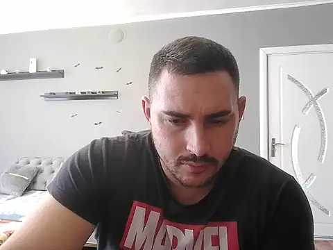 Snapshot of mastermute chatting on October 2025 10:38:02 AM mastermute online show from October 2025 10:38:02 AM