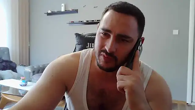 Snapshot of mastermute chatting on December 2025 12:14:01 PM mastermute online show from December 2025 12:14:01 PM