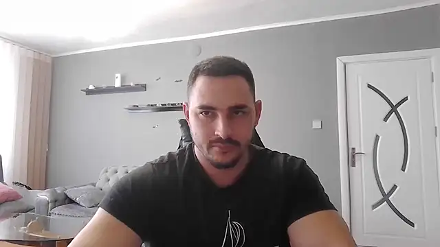 Snapshot of mastermute chatting on December 2025 11:05:01 AM mastermute online show from December 2025 11:05:01 AM