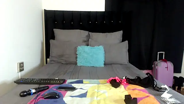 MissLola026 online show from April 2026 12:30:02 AM