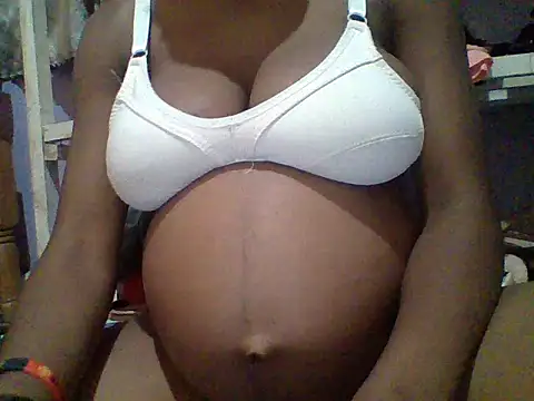 Snapshot of Jasmine_fun586 chatting on October 2025 07:17:01 AM Jasmine fun586 online show from October 2025 07:17:01 AM