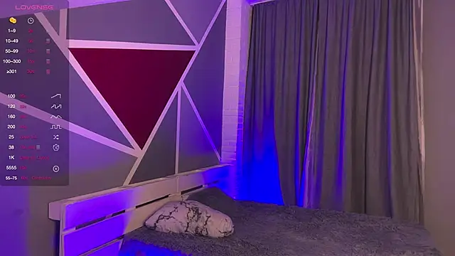 Snapshot of RebeccaEglitis chatting on November 2025 05:03:02 PM RebeccaEglitis online show from November 2025 05:03:02 PM