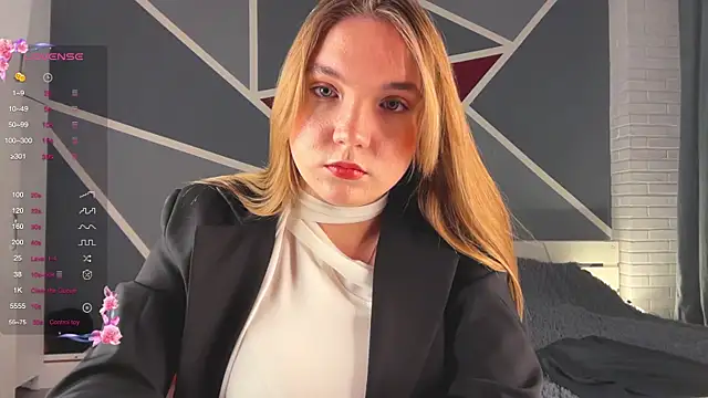 Snapshot of RebeccaEglitis chatting on December 2025 04:33:01 PM RebeccaEglitis online show from December 2025 04:33:01 PM