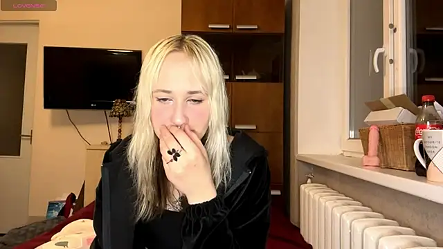 Snapshot of Ulemonala_Cute chatting on November 2025 06:39:01 PM Ulemonala Cute online show from November 2025 06:39:01 PM